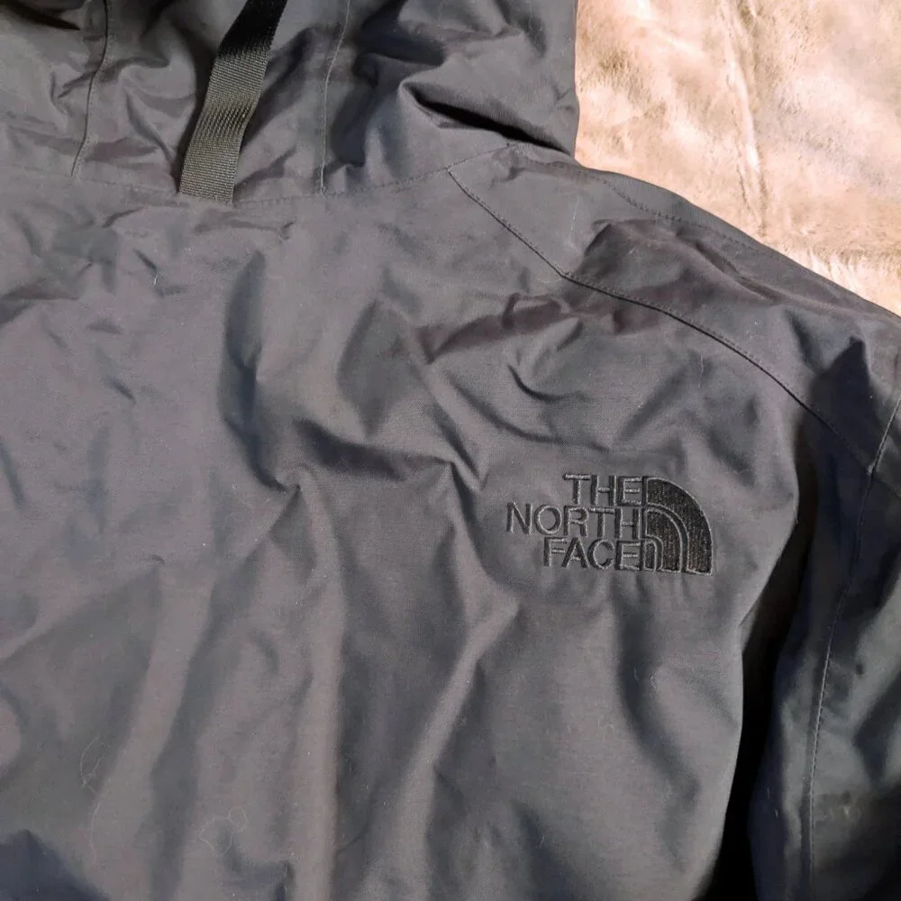 EUC‎ Mens North Face parka coat.. XXL